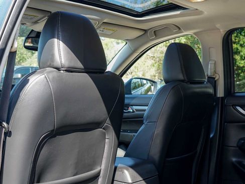 Used 2019 MAZDA CX-5 Touring FWD image 19