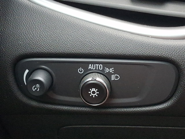 Used 2025 Chevrolet Malibu LT FWD image 26