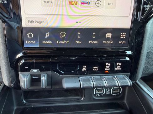 Used 2023 RAM 1500 Big Horn AWD/4WD image 26