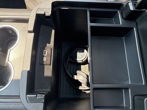 Certified 2024 Chevrolet Tahoe High Country w/ Advanced Technology Package AWD/4WD image 36