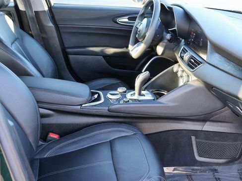 Used 2020 Alfa Romeo Giulia w/ Nero Edizione image 14