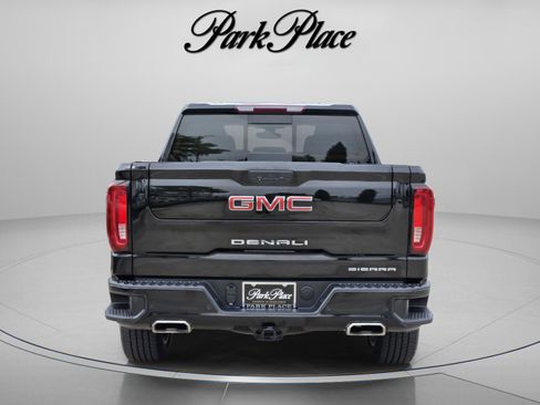 Used 2022 GMC Sierra 1500 Denali w/ Denali Premium Package AWD/4WD image 4