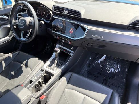 Used 2023 Audi Q3 2.0T Premium image 24