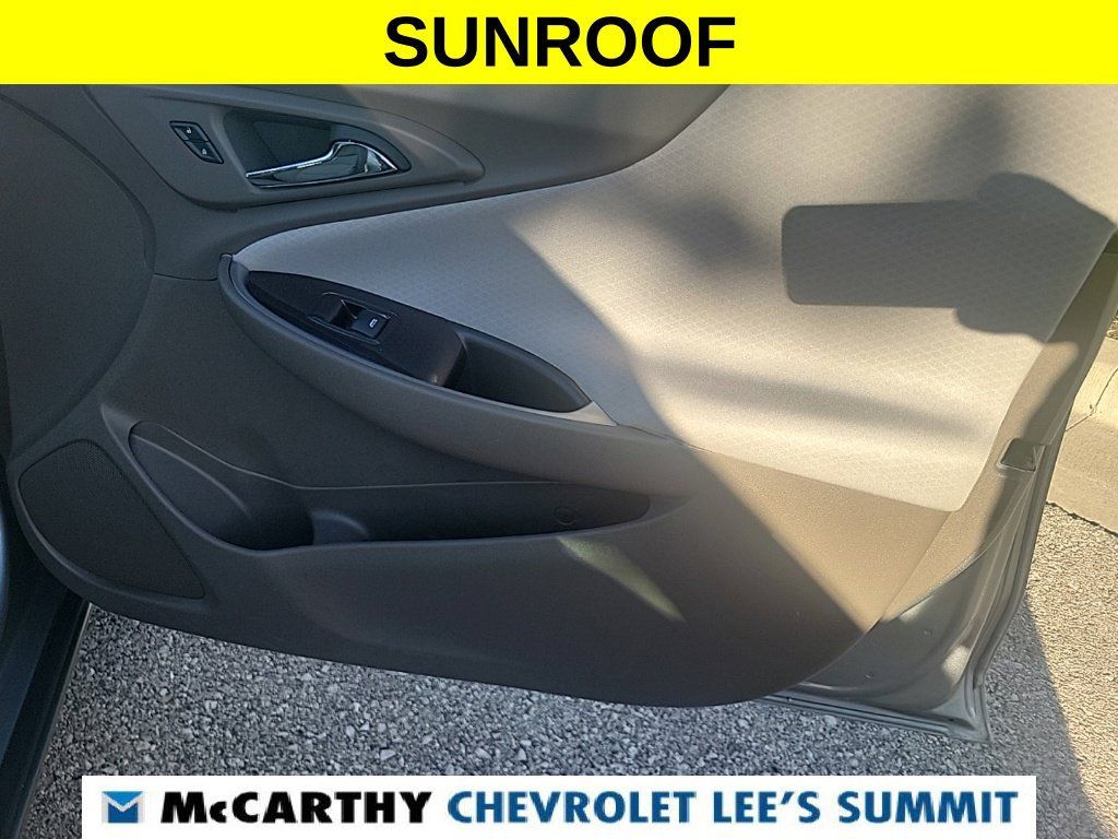 Used 2024 Chevrolet Malibu LT FWD image 17