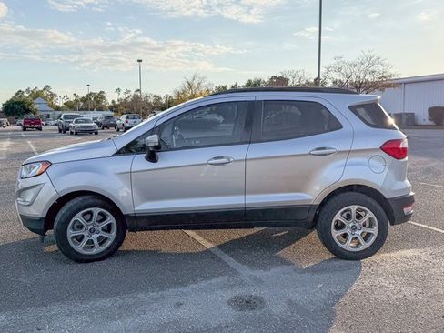 Used 2018 Ford EcoSport SE image 5