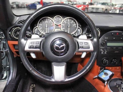 Used 2007 MAZDA MX-5 Miata Grand Touring w/ Premium Pkg image 10