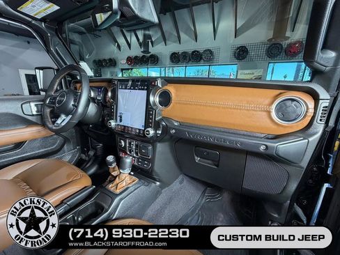 Used 2023 Jeep Wrangler Unlimited Rubicon 392 AWD/4WD image 26