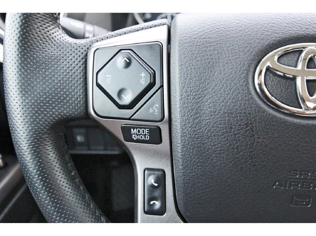 Used 2022 Toyota Tacoma SR5 RWD image 20