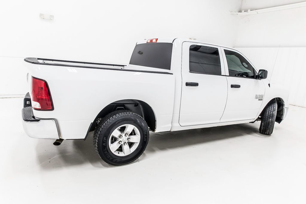 Used 2022 RAM 1500 Classic SLT RWD image 8