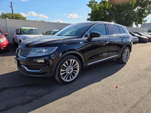 Used 2016 Lincoln MKX Reserve w/ Technology Package FWD image 1