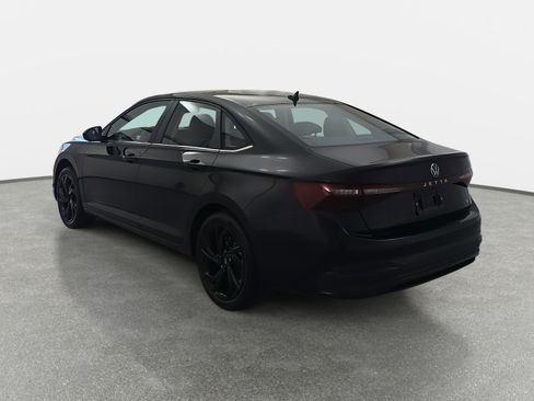 New 2026 Volkswagen Jetta SE image 5