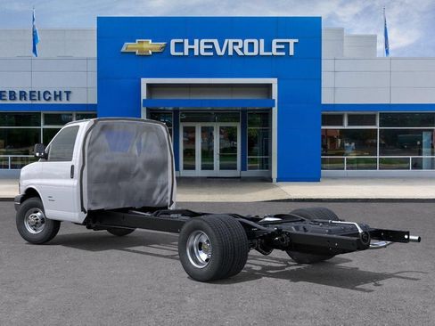 New 2025 Chevrolet Express 3500 w/ Power Convenience Package RWD image 3