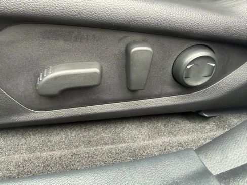 Certified 2025 Subaru Crosstrek 2.5i Wilderness image 19