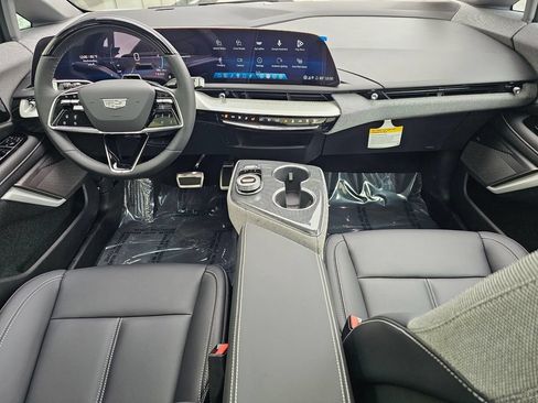 New 2026 Cadillac Optiq Luxury 1 AWD/4WD image 17
