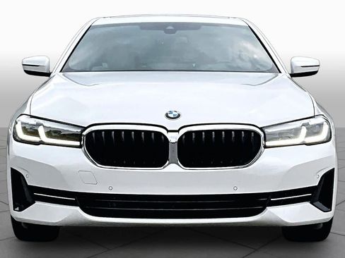 Used 2023 BMW 530i w/ Premium Package RWD image 3