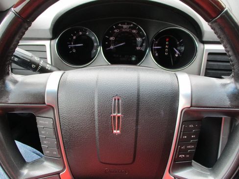 Used 2010 Lincoln MKZ FWD image 30