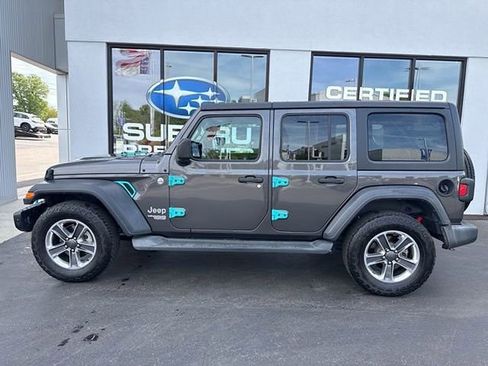 Used 2018 Jeep Wrangler Unlimited Sport S AWD/4WD image 2