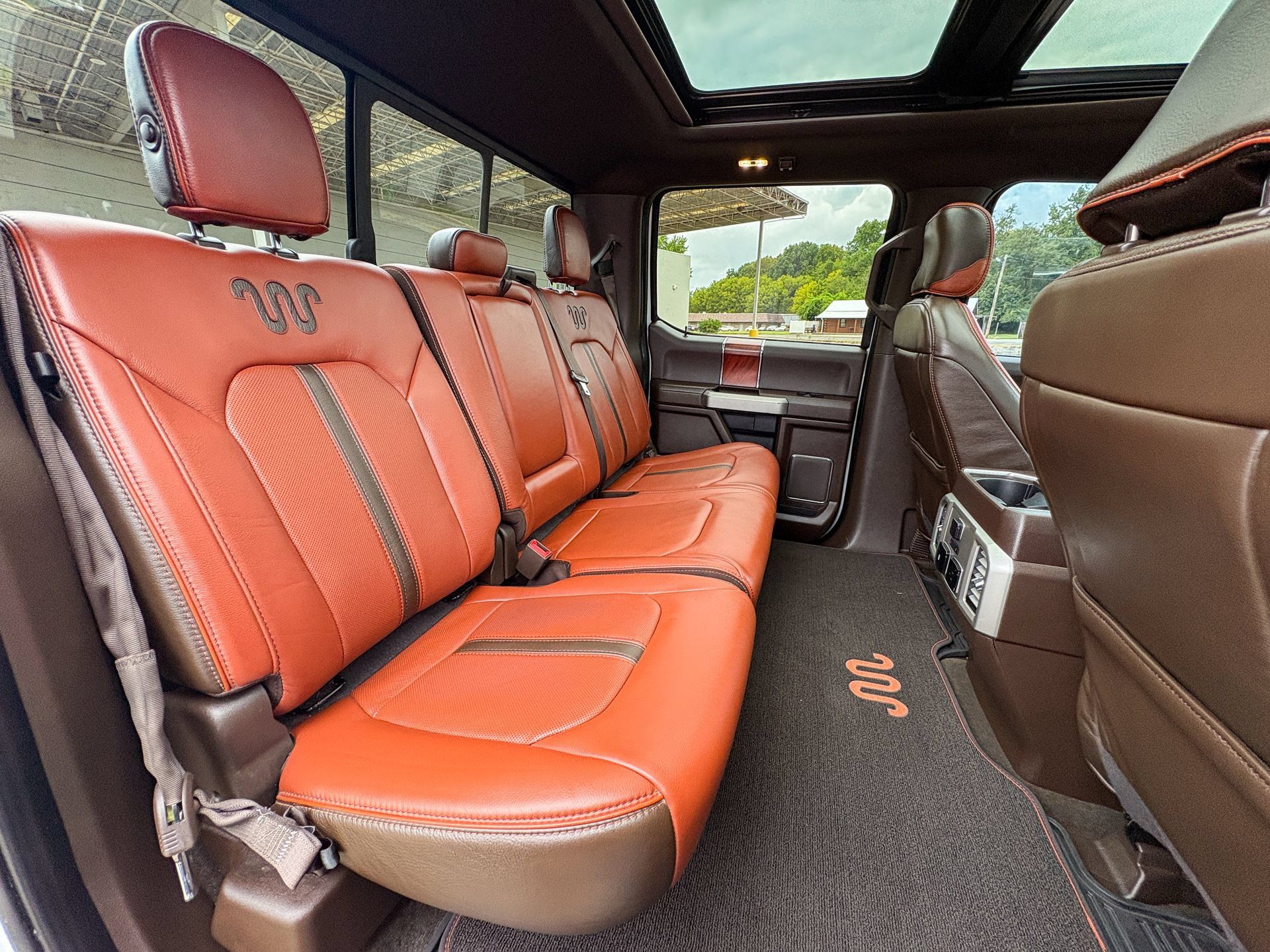 Used 2019 Ford F150 King Ranch w/ Equipment Group 601A Luxury AWD/4WD image 30