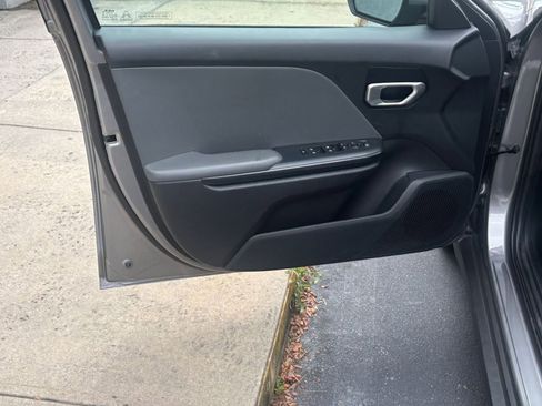 Used 2025 Kia K4 FWD image 18