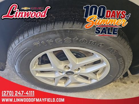 Used 2023 Ford Edge SEL w/ Convenience Package AWD/4WD image 8