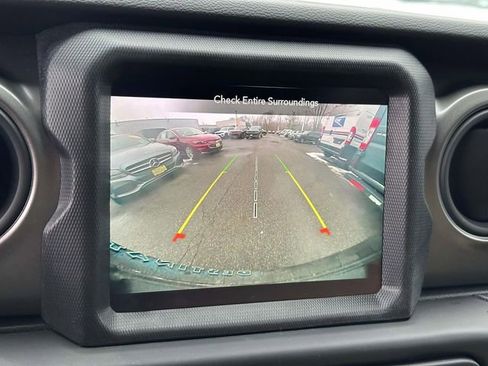 Certified 2023 Jeep Wrangler Willys image 39