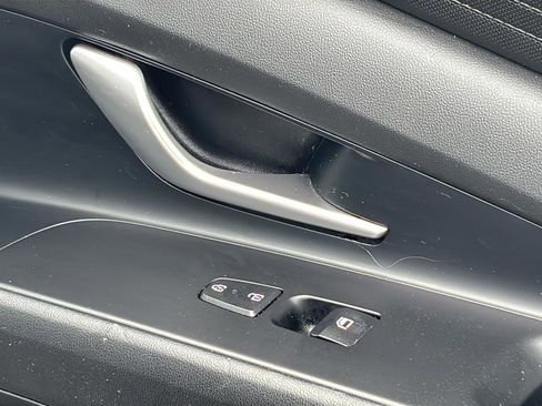 Used 2022 Hyundai Elantra SEL w/ Preferred Accessory Package image 36