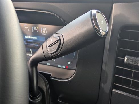 Used 2026 Ford F250 Lariat w/ FX4 Off-Road Package image 9