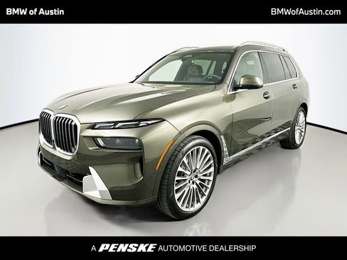 Used 2025 BMW X7 xDrive40i w/ Premium Package image 1