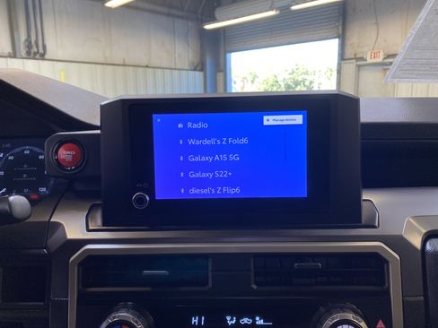 Used 2025 Toyota Tacoma TRD Off-Road image 38