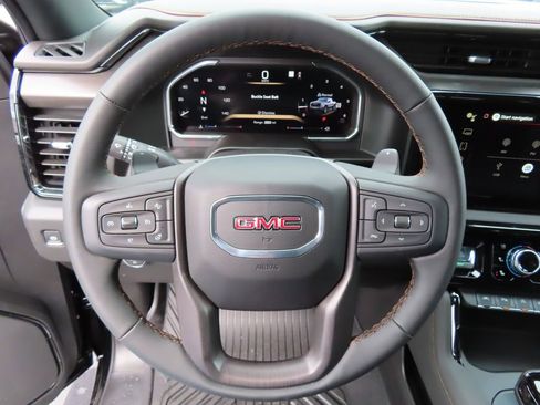 New 2026 GMC Sierra 1500 AT4 w/ AT4 Premium Package AWD/4WD image 4