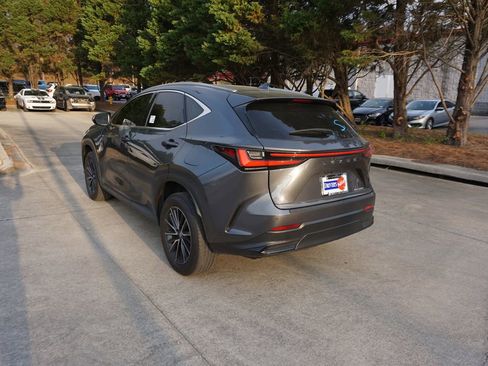 Used 2024 Lexus NX 250 FWD image 21