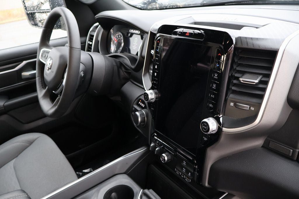 Used 2025 RAM 1500 Big Horn AWD/4WD image 10