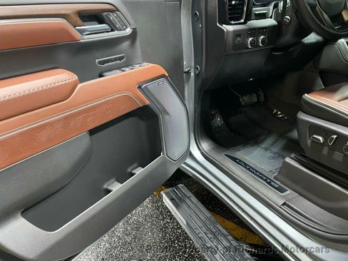 Used 2026 GMC Sierra 1500 Denali Ultimate AWD/4WD image 10