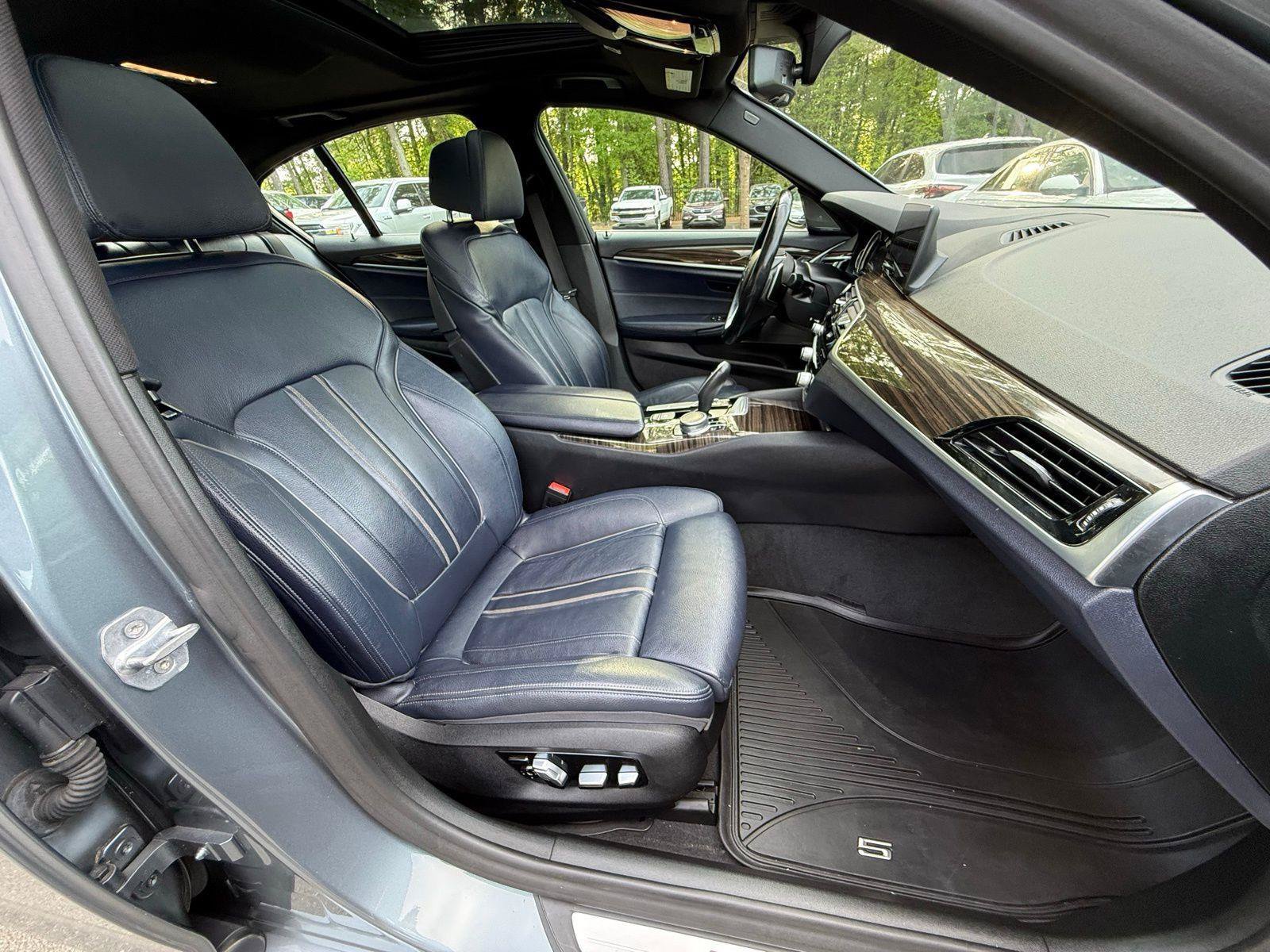 Used 2018 BMW 530i w/ Premium Package RWD image 21