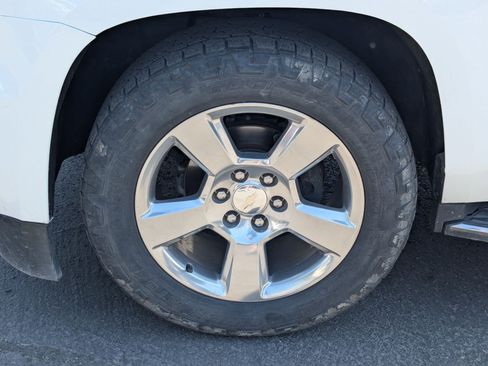 Used 2020 Chevrolet Tahoe Premier AWD/4WD image 13