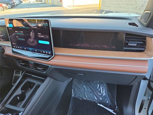 New 2026 Volkswagen Tiguan SEL R-Line image 20