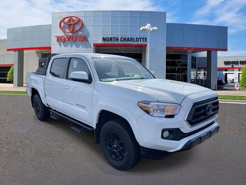 Used 2022 Toyota Tacoma SR5 image 1