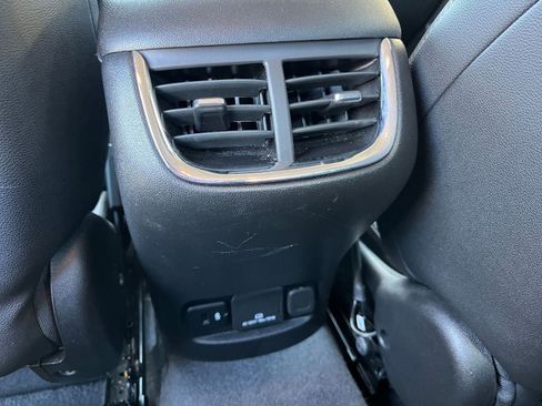 Used 2024 Chevrolet Malibu LT image 24