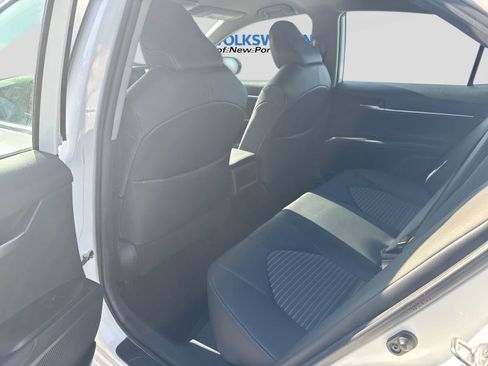 Used 2021 Toyota Camry SE FWD image 24