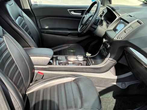 Used 2019 Ford Edge SEL w/ Equipment Group 201A AWD/4WD image 49