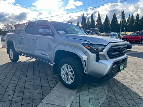 New 2026 Toyota Tacoma SR5 AWD/4WD image 7