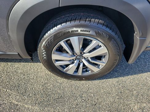 New 2026 Nissan Pathfinder SL FWD image 6