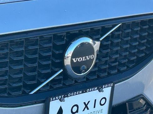 Used 2024 Volvo S60 B5 Plus image 10