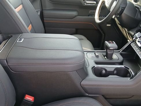 New 2026 GMC Sierra 1500 AT4 w/ AT4 Premium Package AWD/4WD image 58