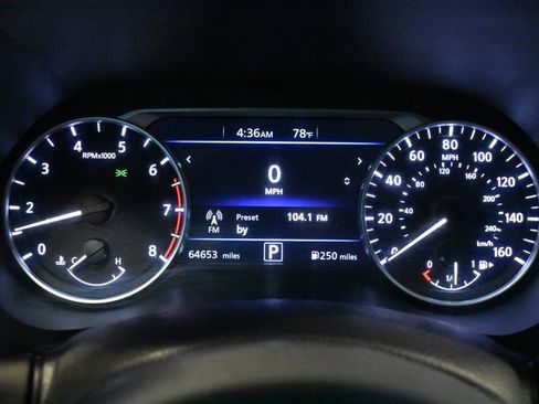 Used 2024 Nissan Sentra SV FWD image 19