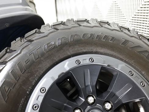 Used 2018 Ford F150 Raptor w/ Equipment Group 802A Luxury image 53