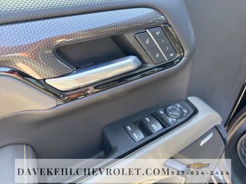 Used 2022 Chevrolet Silverado 1500 ZR2 w/ Technology Package image 11