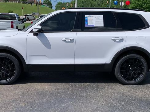 Used 2021 Kia Telluride EX w/ EX Premium Package AWD/4WD image 1