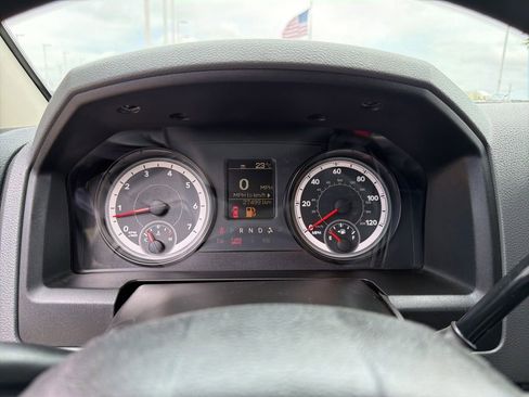 Used 2014 RAM 1500 ST w/ SXT Appearance Group AWD/4WD image 2