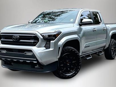 Used 2025 Toyota Tacoma SR5